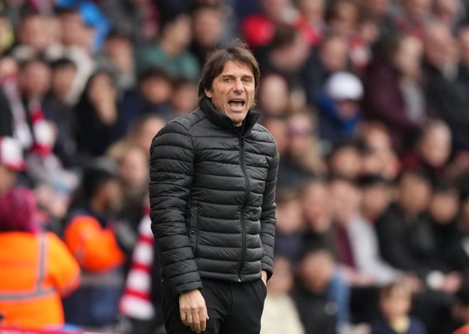 开云官网-关于里程碑夜！山东泰山止住颓势，英超国际比赛日刷纪录，球迷炸锅，资深球员宣示担当的信息